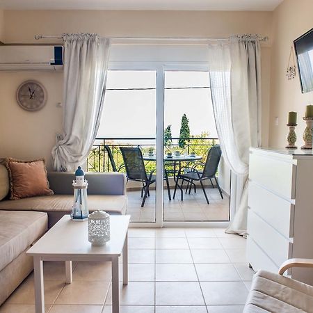 Lovely Apartment Next To The Sea Lygia Korinthias Ligia  Dış mekan fotoğraf